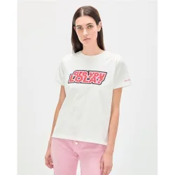 Camiseta de mujer con mensaje frontal de pedrería