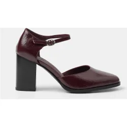 Zapatos de salón cerrados lisos con pulsera de hebilla
