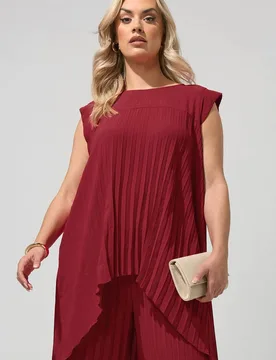 Women's Pleated Sleeveless Top in Dark Red Size: 30-32 - Dark Red - Size: 30-32 - Yours - FashionsVida