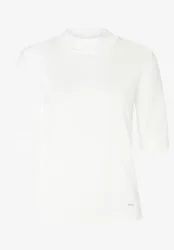 Turtleneck Pullover female