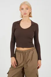 Women's Ribbed V-Neck Collared Top in Chocolate Size: XL - Chocolate - Size: XL