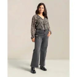 Pantalon vaquero con parche