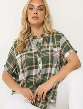 Women's Short Sleeve Check Shirt in Olive Size: 26-28 - Olive - Size: 26-28 - Yours - FashionsVida