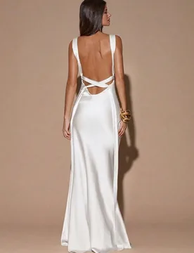 Vestido largo de sirena minimalista y sexy de unicolor amarillo crema con escote en V profundo, sin mangas, espalda descubierta y tirantes con lazo, a - Shein - FashionsVida