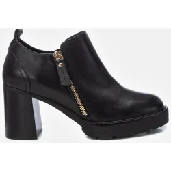 Botines de mujer de piel con tacón alto y cremallera