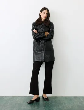 Trench de mujer efecto piel con botones y cuello desmontable liso - Tintoretto - FashionsVida