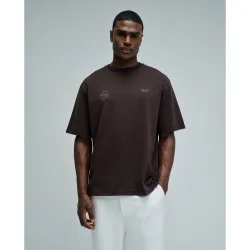Camiseta con estampado y branding de hombre