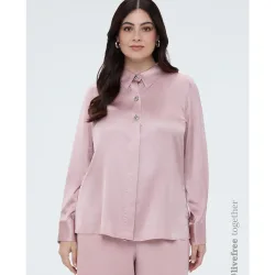Camisa de mujer de raso con botones joya