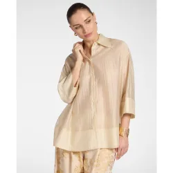 Camisa de mujer de organza ajuste ligeramente oversize con botones