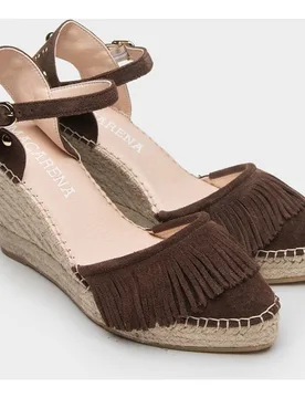 Alpargatas de esparto con cuña en serraje con flecos - Macarena - FashionsVida