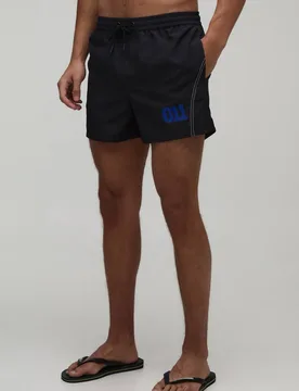 Herren Badeshorts Mit Kontrastnaht In Kurzer Länge Black Größe XL - boohooMAN - FashionsVida