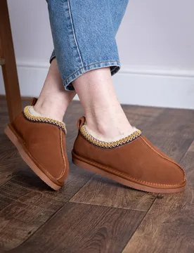 Women's ' Sheepskin Embroidered Clog Slippers in Tan Size: 7 - Tan - Size: 7 - Lakeland Leather - FashionsVida