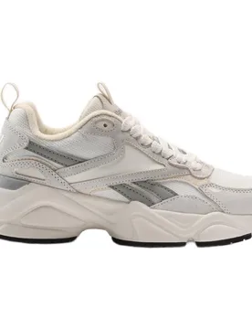 Classics Sneaker Charge Ftwrwhite / Chalk / Vintagechalk EU 38 - Reebok - FashionsVida