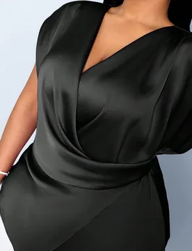 Blusa de satén asimétrica con cuello en V, de unicolor, elegante y casual para uso diario y de negocios, para mujer de talla grande, para primavera - Shein - FashionsVida