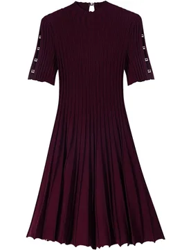 Vestido corto acampanado de punto acanalado cuello alto - Maje - FashionsVida