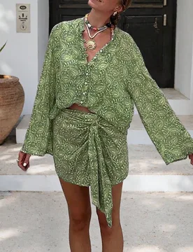 Conjunto de 2 piezas estilo bohemio elegante y casual de verano para mujer, top con cuello de camisa y falda con lazo en la cintura, tela fina, atuend - Shein - FashionsVida