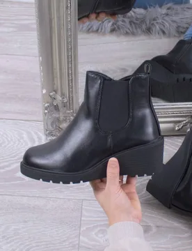 Women's Mid Wedge Heels Elastic Chelsea Ankle Boots in Black Size: 4 - Black - Size: 4 - Ajvani - FashionsVida