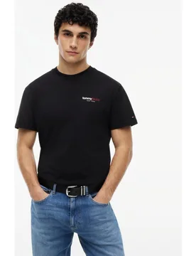 Camiseta de manga corta en color , con gráfico discreto en el pecho y corte regular - Tommy Jeans - FashionsVida