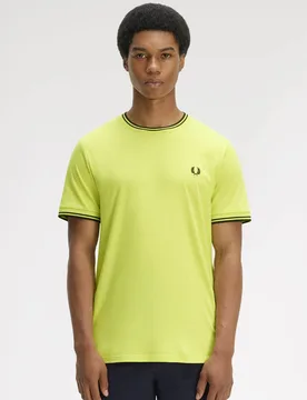 Mens T-Shirt In Lime Green Cotton - Size Medium - Fred perry - FashionsVida
