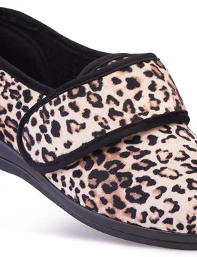Holly Women's Extra Wide Slippers for Swollen Feet - Leopard Plush - Size: 7 XXW - Cosyfeet - FashionsVida