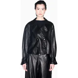 Czadora de piel de mujer corta
