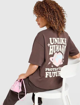 Protect T-Shirt Damen - Damen, Braun - female - Size: XS - Unlike Humans - FashionsVida