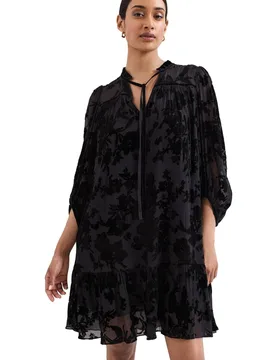 Women's Mila Velvet Dress in Jet Black Size: 14 - Jet Black - Size: 14 - Phase Eight - FashionsVida