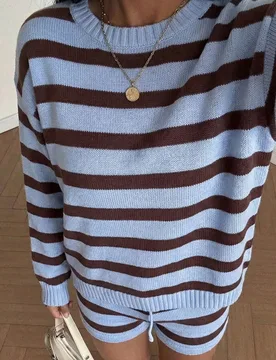 Conjunto de 2 piezas estilo Y2K lindo para mujer, top de suéter de punto de manga larga a rayas + shorts con cordón, atuendo casual diario de primav - Shein - FashionsVida