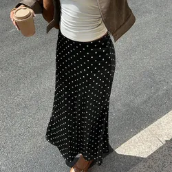 Falda de satén negro con lunares de estilo casual y elegante para mujeres M
