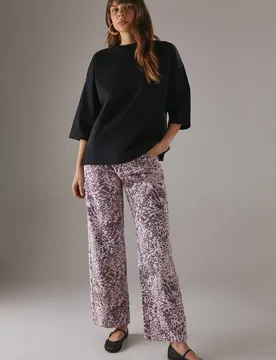Women's Printed Denim Low Rise Dad Jeans in Leopard Size: 12 - Leopard - Size: 12 - Warehouse - FashionsVida