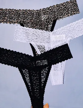 Piezas Tanga de encaje con estampado de leopardo en 3 colores, sexy XL - Shein - FashionsVida