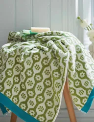 Pure Cotton Daisy Towel Green