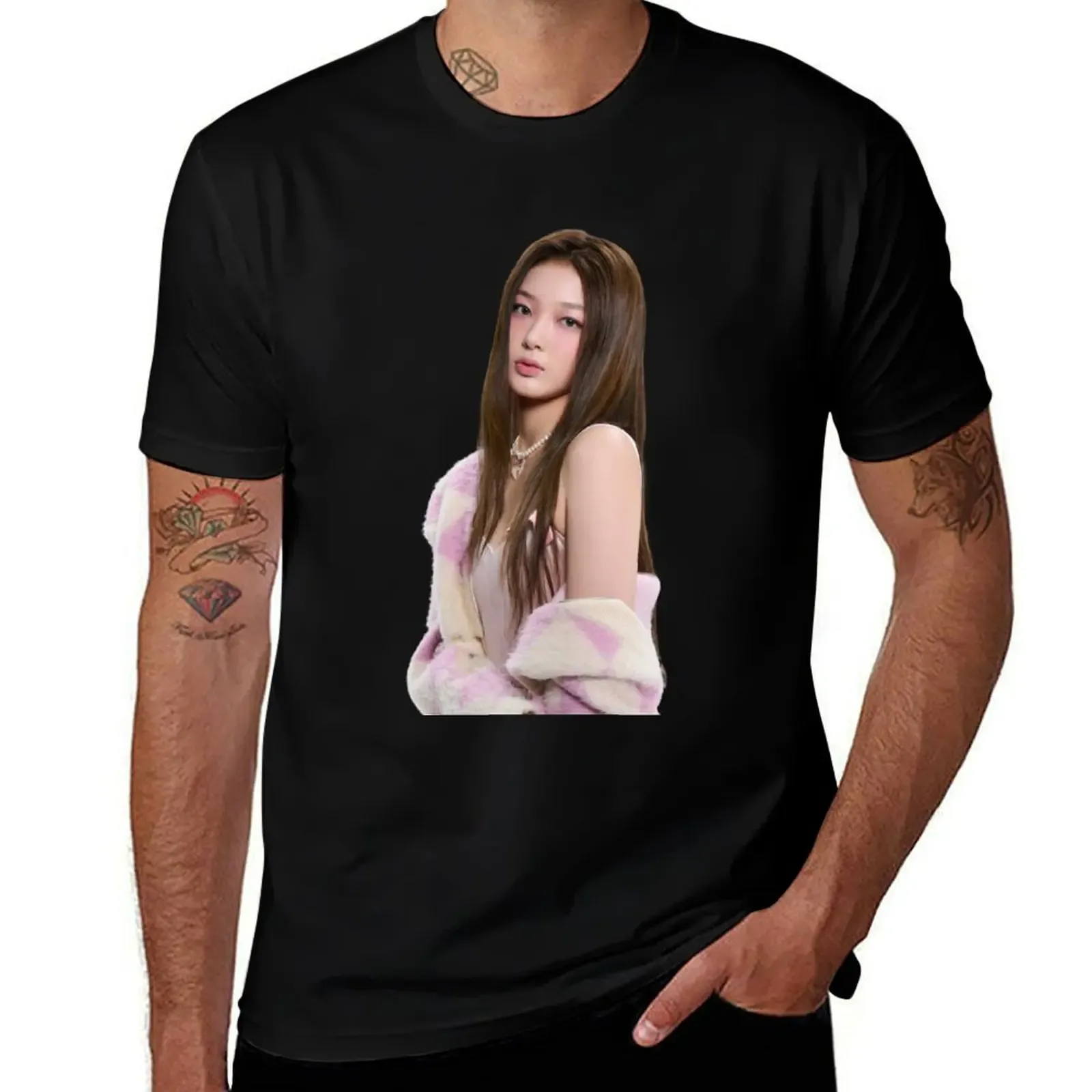 Yoonchae KATSEYE T-Shirt Essential Solid Color T-Shirt - Aliexpress - FashionsVida