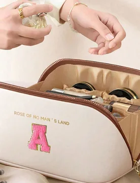 Bolsa de maquillaje de viaje de alta calidad de PU, bolsa de maquillaje con estampado de letras, organizador de viaje multifuncional, bolsa de cosmét - Shein - FashionsVida
