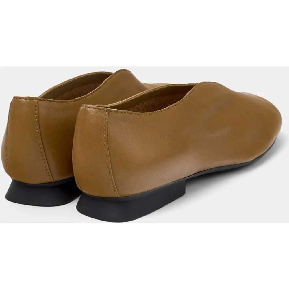 Bailarinas planas de piel de mujer Casi Myra - Camper - FashionsVida