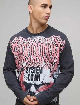 Herren Geschrumpftes Gewaschenes Gothic Over Seams Grafik Langarm T-Shirt Charcoal Größe Large - boohooMAN - FashionsVida