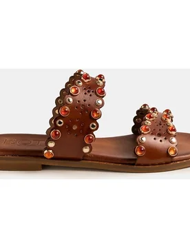 Sandalia de mujer en piel con abalorios - Makis Kotris - FashionsVida