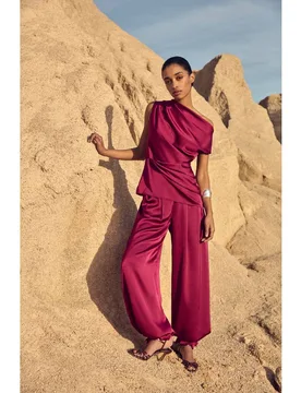 Pantalón de mujer satinado y de corte recto - Bimani - FashionsVida