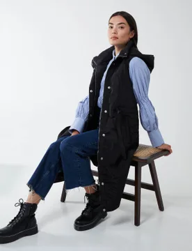 Quilted Belted Gilet - S / BLACK - female - Blue Vanilla - FashionsVida