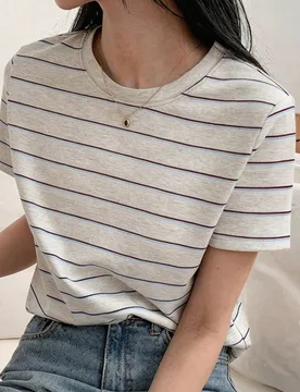 Camiseta de mujer de cuello redondo de manga corta a rayas, versátil para el transporte en verano M - Shein - FashionsVida