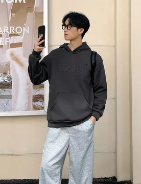 Sudadera informal con diseño de letras en relieve, estilo universitario para adolescentes, adecuada para uso casual, deportivo y elegante en otoño/i - Shein - FashionsVida