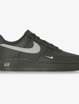 Air Force 1 Low Mini Swoosh kaki 42 - Nike - FashionsVida