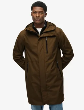 Superdry Herren Tech Parka mit Schwalbenschwanzsaum und Kapuze Green - Größe: S - 149.99 - FashionsVida