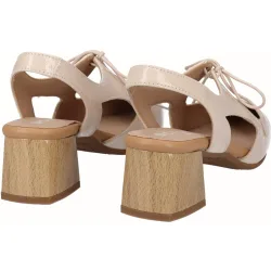 Zapatos de tacón de mujer de piel con cordones
