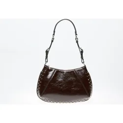 Bolso tachas detalle pinzas