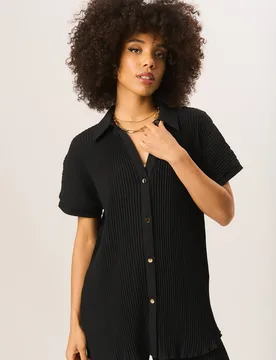 Womens Plisse Short Sleeve Oversized Shirt - Black - Size 10 Uk - Gini London - FashionsVida