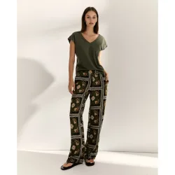 Camiseta de mujer cuello pico sin mangas