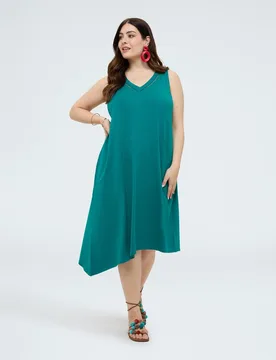 Vestido midi con escote en v e inserto calado escote en v con detalle calado - Fiorella Rubino - FashionsVida