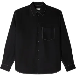 Camisa de hombre fluida con pespuntes en contraste
