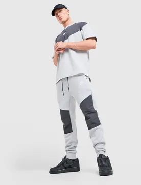 Tech Mix Jogginghose - Herren, Grau - male - Size: M - Nike - FashionsVida